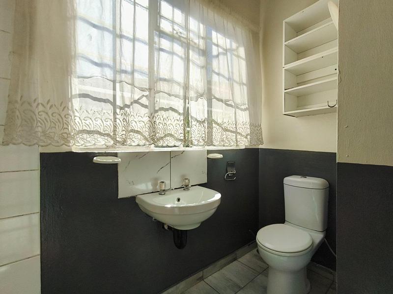 7 Bedroom Property for Sale in Mthata Eastern Cape